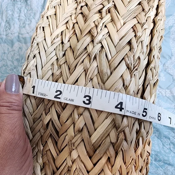 Bay Sky Sea Grass Round Tote Bag NWT - Picture 7 of 7